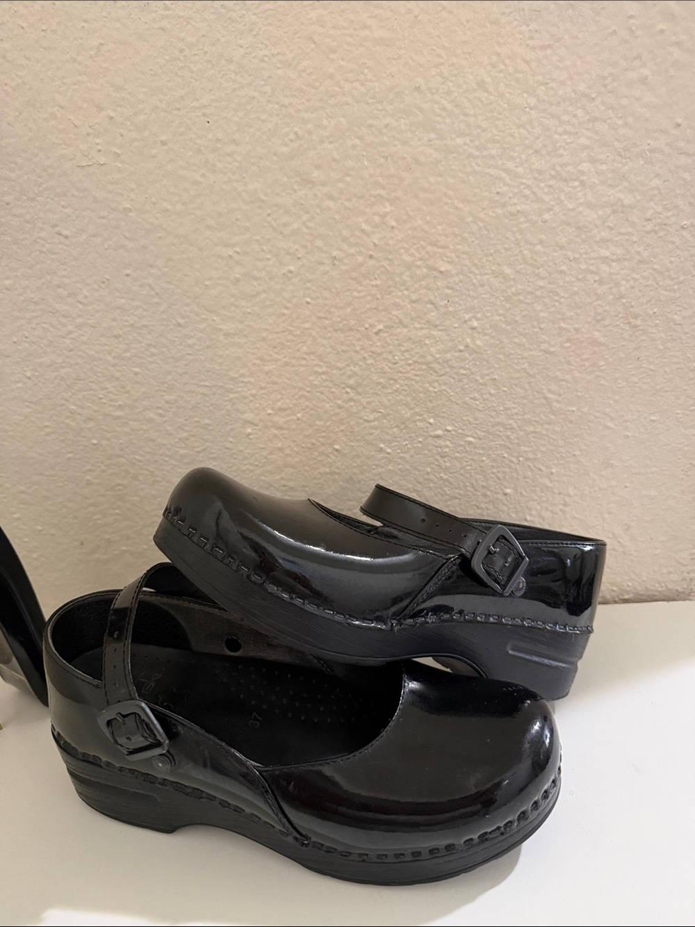 Dansko Black Patent Mary Jane Platform Clogs - Picture 2 of 9